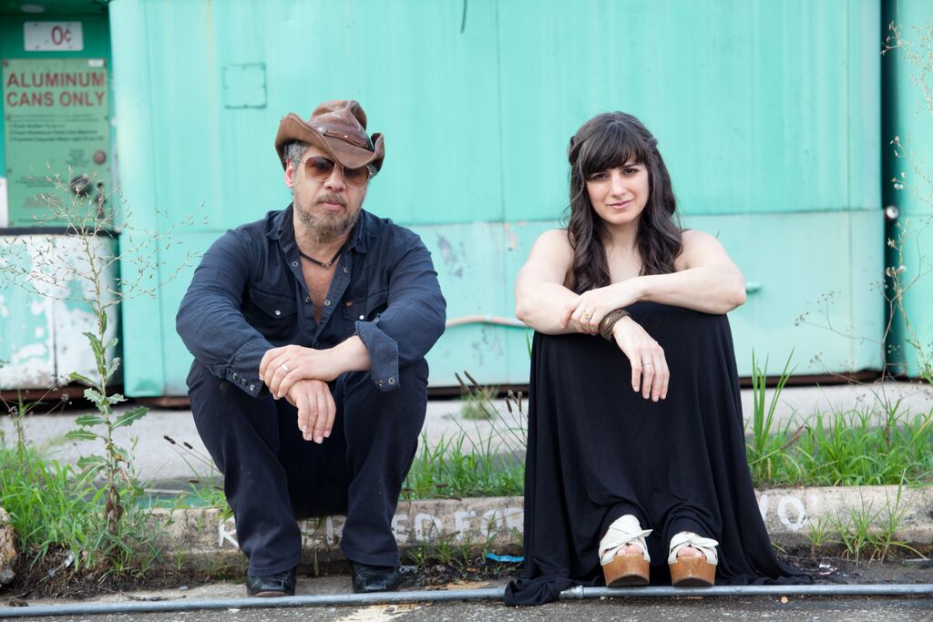 LISTEN: Scot Sax & Suzie Brown, 'Good Everything'