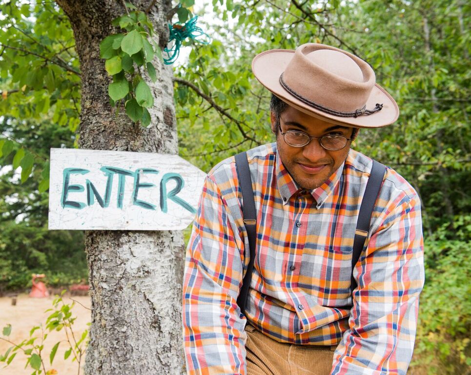 LIVE AT LUCKY BARN: Dom Flemons, 'Going Down the Road Feeling Bad'