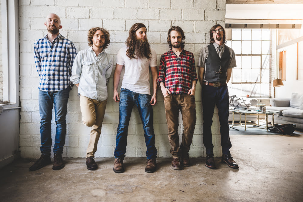3x3: Parsonsfield on Sea Bass, Sausage Grinding, and Showering in the Sink