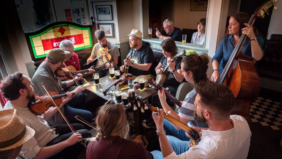 Uri Kohen Unites a World of Music at Westport Folk and Bluegrass Festival in Ireland