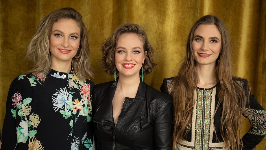 WATCH: The Quebe Sisters, “Pierce the Blue”