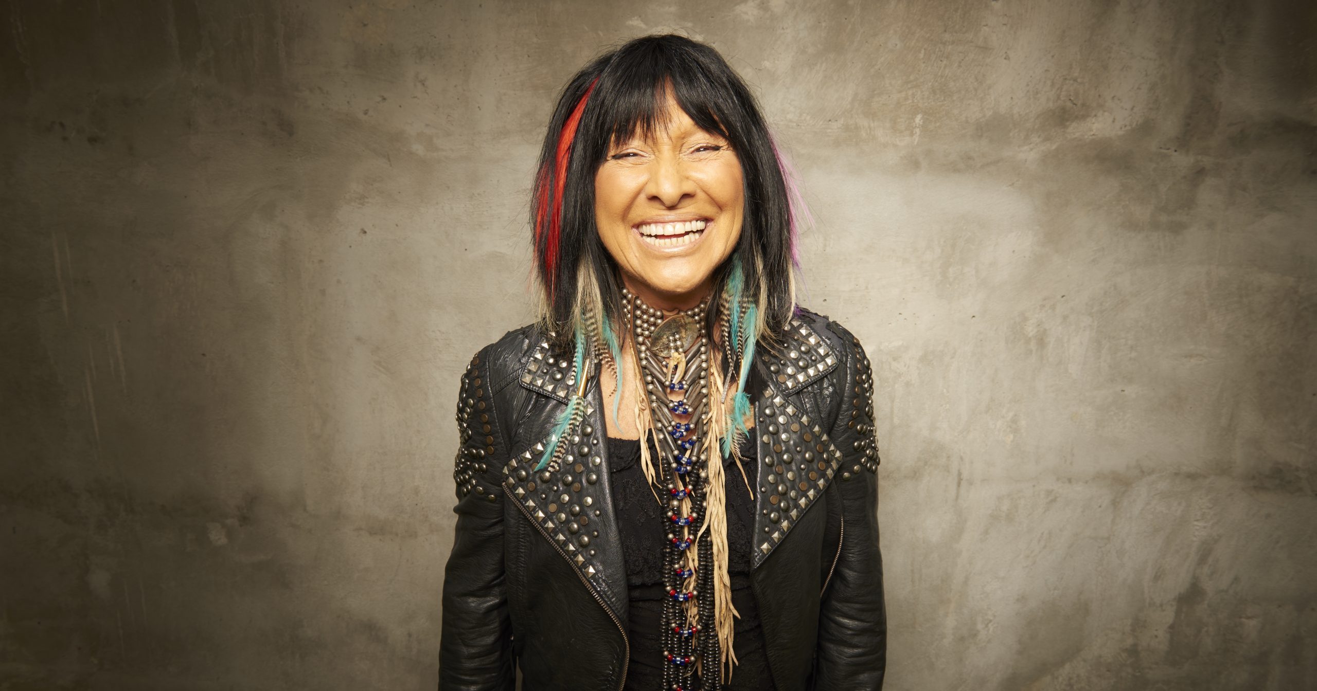 watch-buffy-sainte-marie-america-the-beautiful-the-bluegrass