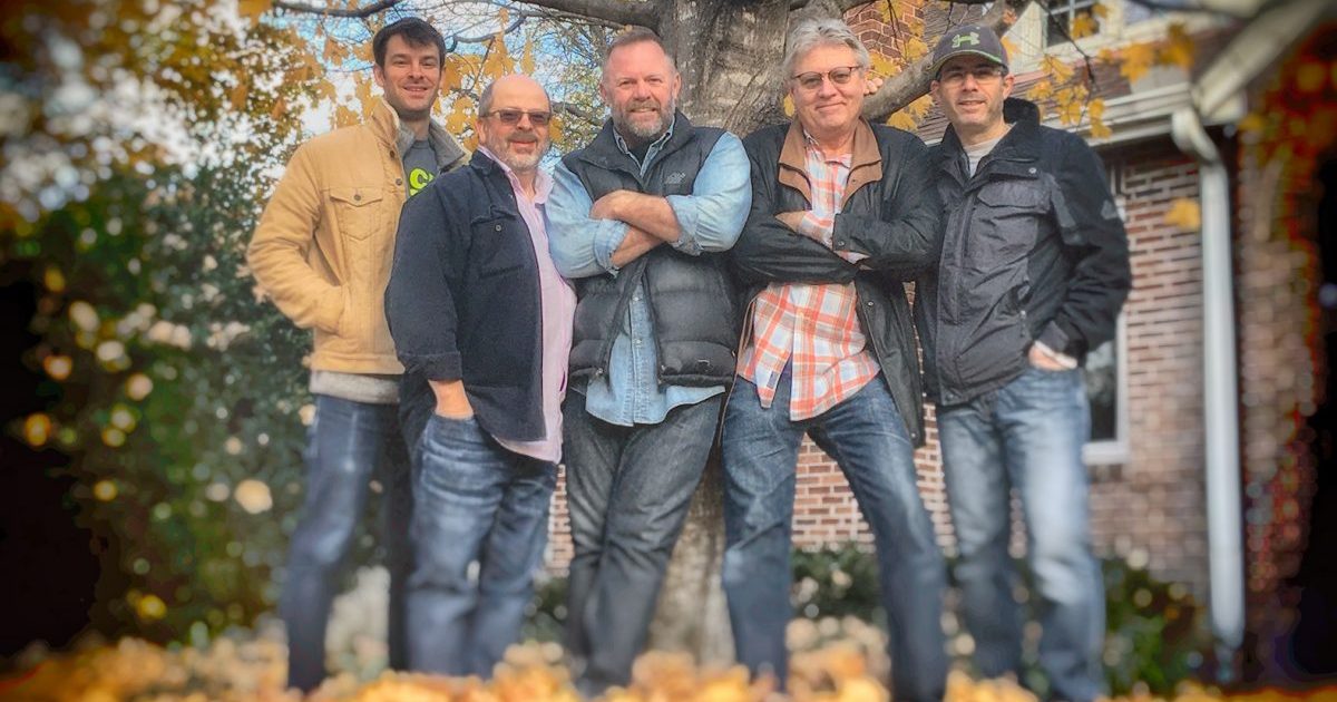 WATCH: Rock Hearts, “Don’t Let Smokey Mountain Smoke Get in Your Eyes”