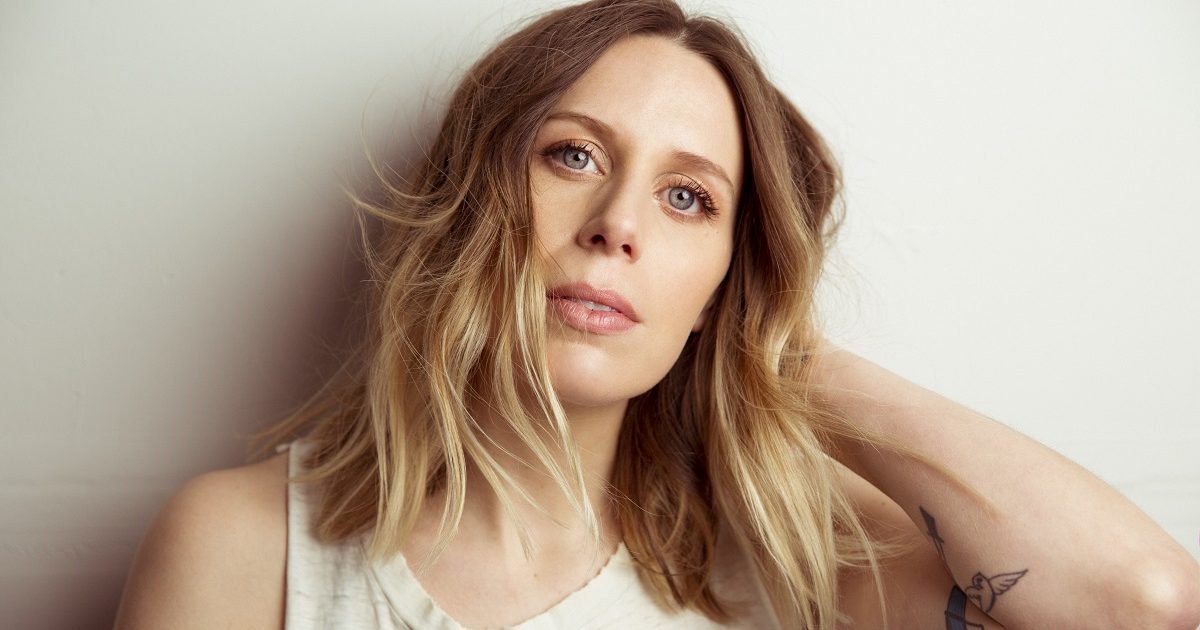 LISTEN: Elise Davis, 