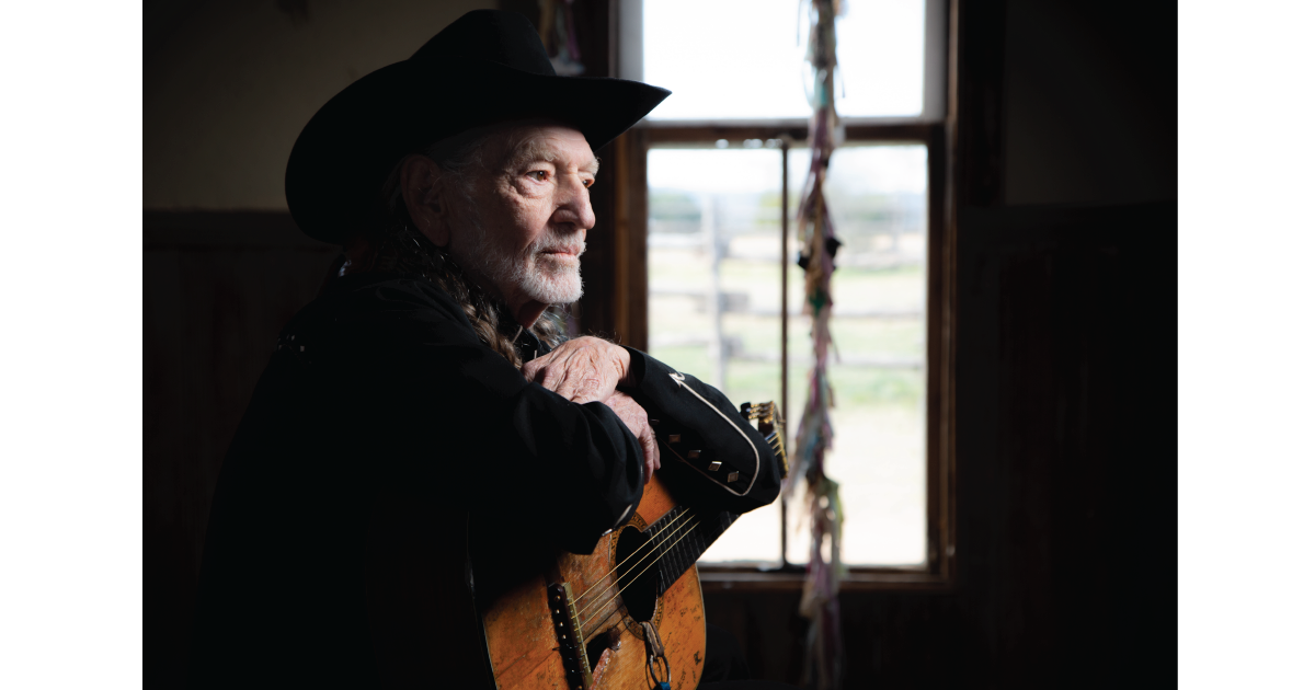 Hear Willie Nelson's Answer to a Tricky Year: 