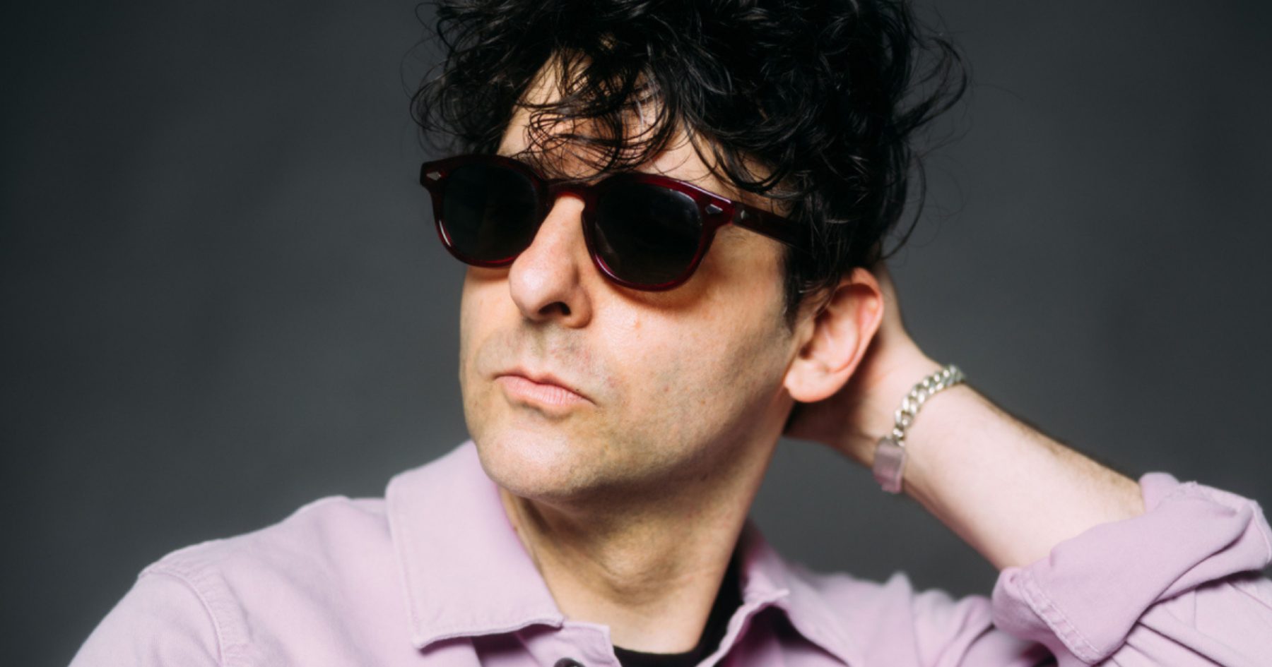 The Show on the Road – Low Cut Connie
