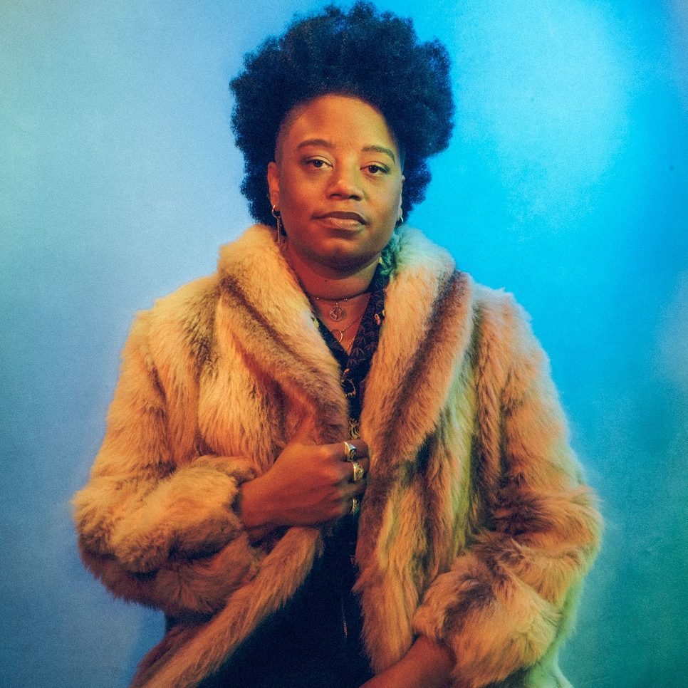 Britain's Yola Blends Soul, Country, and '60s Pop on Astonishing Debut