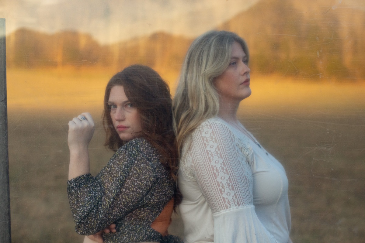 LISTEN: Almond&Olive, 'Mulberry Hill'