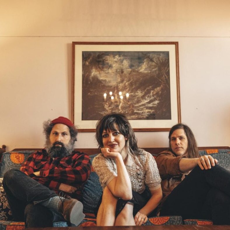 Best Bluegrass Songs 13 Boss Bluegrass Covers of Favorite Pop Songs