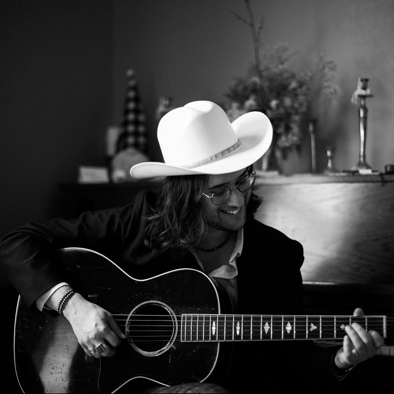 LISTEN: Willy Tea Taylor, 'Bull Riders & Songwriters'