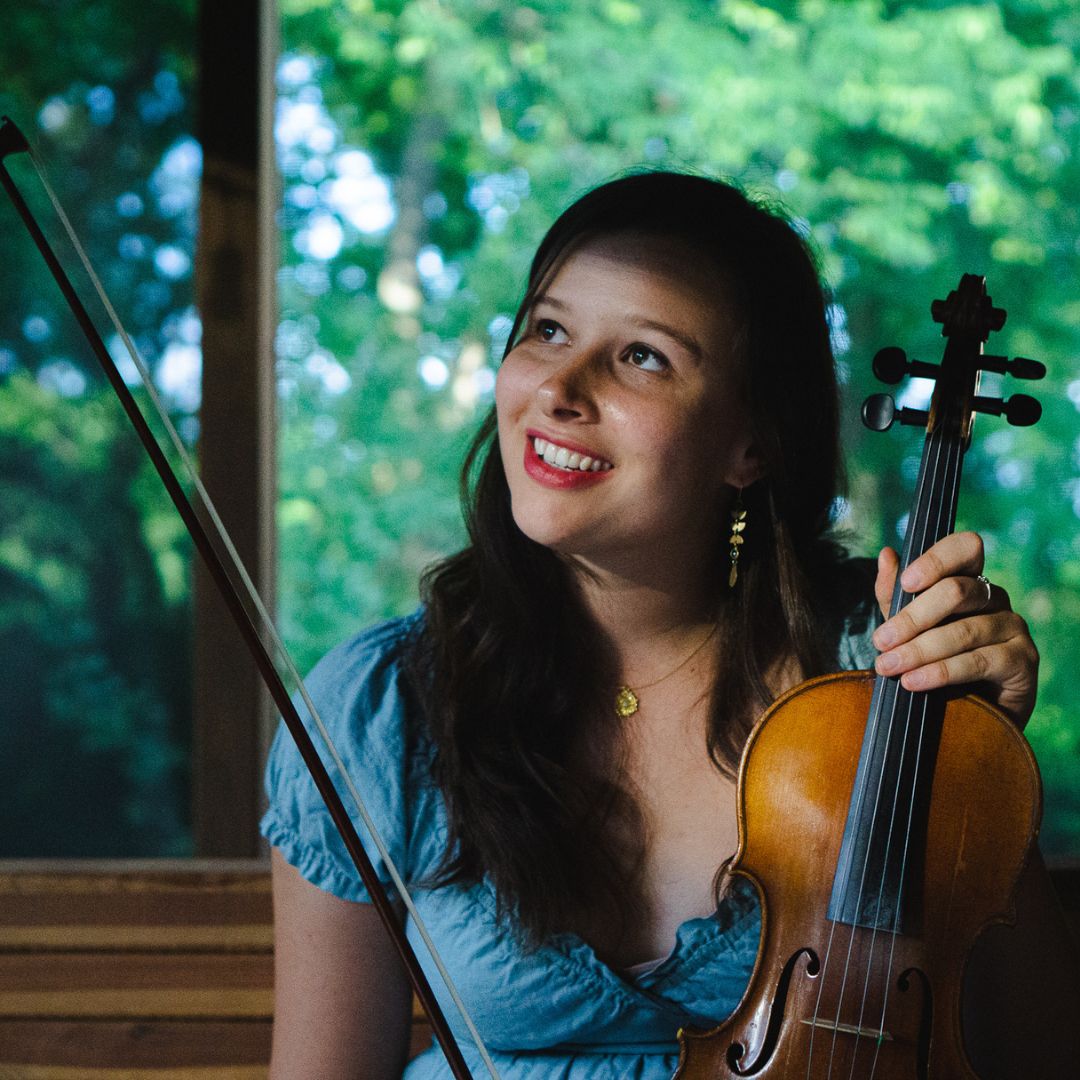 With 'Distance and Time,' Becky Buller Gives Us More Heart, More Fiddle