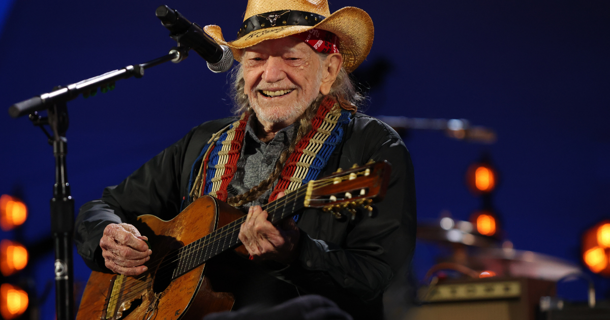 Minute-by-Minute at Willie Nelson's 90th Birthday