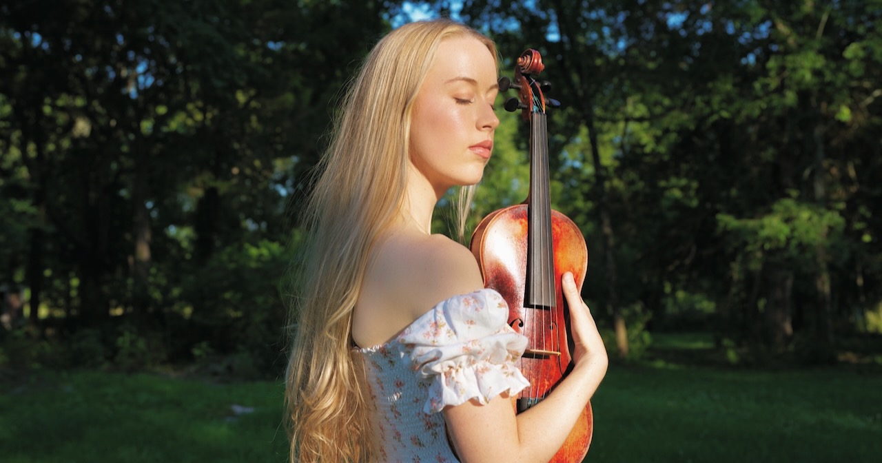 WATCH: Bronwyn Keith-Hynes, “Can’t Live Without Love”