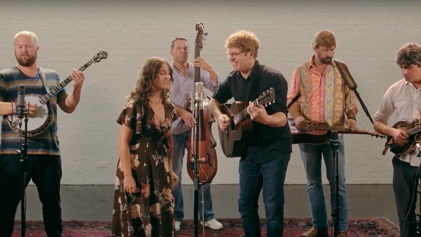 Sitch Sessions: Love Canon, “Islands In The Stream”