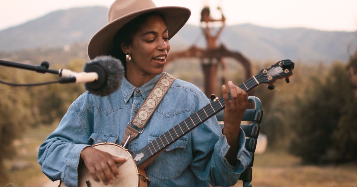 Sierragrass Sessions: Hannah Mayree