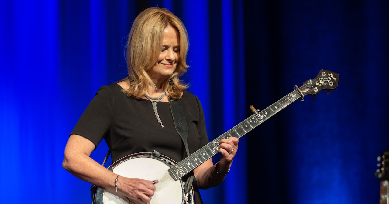 Alison Brown Carries on the Legacy of Louise Scruggs