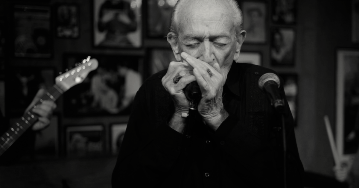 Watch GA-20 & Charlie Musselwhite Perform Live at Lucinda’s in NYC
