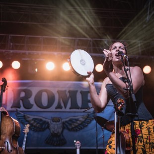 Rhiannon Giddens and band enrapture the ROMP crowd.