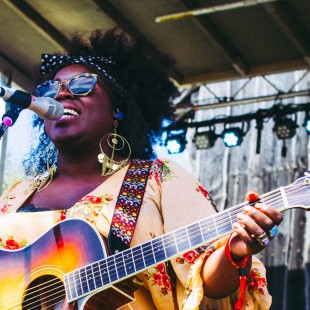 Yola, Britain's country-soul goddess.