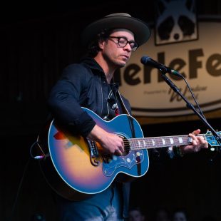 Amos Lee