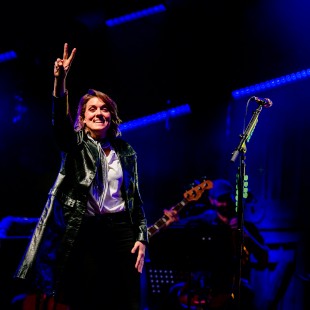 Brandi Carlile greets the Saturday night crowd