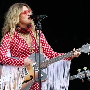 Elizabeth Cook