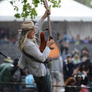 Steve Poltz being Steve Poltz
