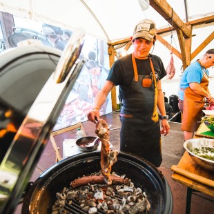 It wouldn't be a music festival without drool-worthy cuisine.