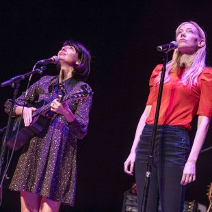 Garfunkel & Oates.