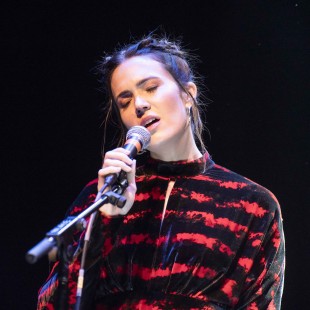 Mandy Moore, once again.