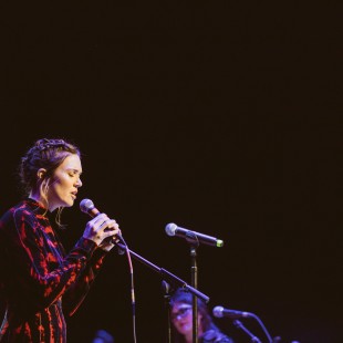 THE Mandy Moore, y'all.