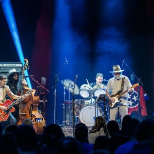 A sold-out Ryman Auditorium for an evening of great music and community, too.