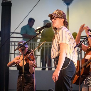 S.G. Goodman at BGS' Party On, Garth