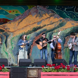 Tim O'Brien Band featuring Shad Cobb, Jan Fabricius, Mike Bub, and Noam Pikelny.