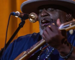 EJ Mathews sings during his FWAAMFest set.