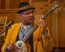 Jerron Paxton presented a workshop entitled "Popular Banjo Before WWI."