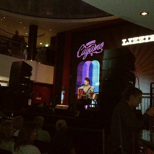 Lizzie No performs.