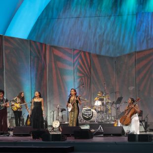 Rhiannon Giddens and Our Native Daughters joined by members of Allison Russell's Rainbow Coalition. (L to R:) Amythyst Kiah, Megan McCormick, Allison Russell, Rhiannon Giddens, Megan Coleman, Leyla McCalla, Ganessa James.