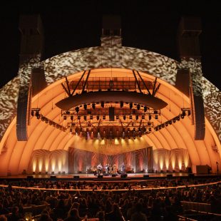 A rapt audience for American Tunes and Rhiannon Giddens' Old-Time Revue.