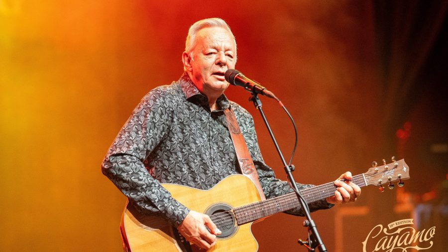 Tommy Emmanuel.